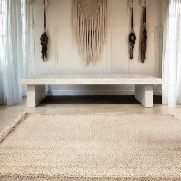 Table basse béton ciré sur mesure - plateau béton ciré - pieds métal ou bois - L’atelier Place est spécialisé dans la réalisation de mobilier d’intérieur sur mesure en béton ciré L’atelier Place est spécialisé dans la réalisation de mobilier d’intérieur sur mesure en béton ciré. Table basse béton ciré entièrement réalisée à la main et personnalisable. Table basse béton ciré sur mesure - plateau béton ciré - pieds métal ou bois- : table , table basse , meuble tv , desserte … C’est Innovant ! Grâce à la mise au point d’un concept innovant aussi bien dans la matière que dans la structure, les meubles béton ciré sont léger et facile d’entretien - Du choix ! Décliné dans une multitude de couleurs, de formes et de dimensions, le design est épuré et élégant, il répondra à toutes les attentes et les exigences de décorations - Unique ! Le rendu de la matière confère un aspect unique à chaque meuble. La vaste gamme de piètements proposés est personnalisable et les dimensions infinies pour personnaliser son meuble - Handmade ! Tous les meubles sont conçus et réalisés à la main de la tête aux pieds .Fabriqué sous 10 jours puis expédiés dans toute la France . Le béton ciré est un matériau moderne et esthétique qui combine l’apparence du béton avec une finition lisse et brillante. Il est souvent utilisé pour les revêtements de sols, murs, meubles, et même les plans de travail en raison de son aspect contemporain et de ses propriétés pratiques. Le béton ciré est apprécié pour sa résistance, sa durabilité et sa facilité d’entretien. Il est composé de béton, de pigments, de résines et d’autres additifs qui permettent de créer une finition lisse et uniforme BETON CIRE - TABLE -TABLE A DINER - TABLE SUR MESURE – TABLE BETON CIRE - TABLE REUNION - TABLE BASSE SUR MESURE – TABLE - BASSE BETON CIRE - TABLE BASSE – MEUBLE - MOBILIER SUR MESURE - MOBILIER BETON CIRE - FAIT MAIN – HANDMADE - PIEDS TABLE – PIEDS METAL - ILOT CENTRAL – BUREAU – SALON - SUR MESURE – DECORATION - DESIGN – MEUBLE - TABLE DE DINER – CUISINE – COMPTEMPORAIN - BOHEME CHIC - table béton ciré sur mesure - table fait main - table à diner - table repas - table salle à manger