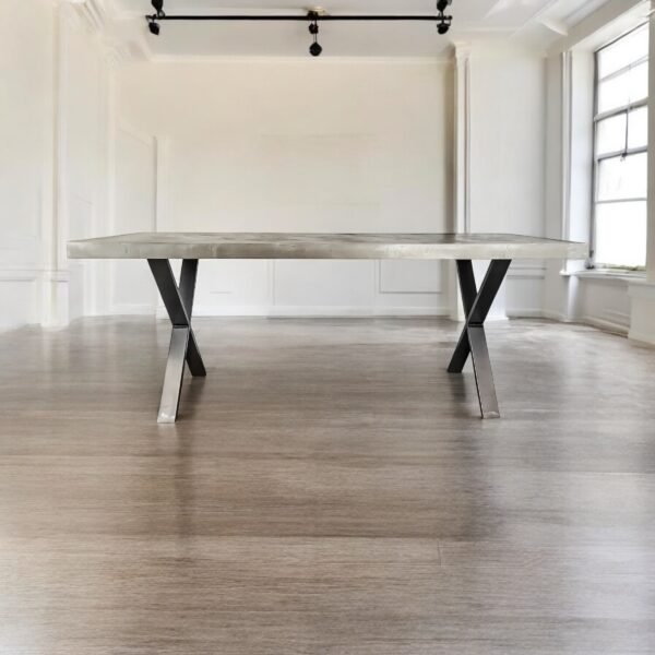 Table béton ciré sur mesure - plateau béton ciré - pieds métal ou bois - L’atelier Place est spécialisé dans la réalisation de mobilier d’intérieur sur mesure en béton ciré L’atelier Place est spécialisé dans la réalisation de mobilier d’intérieur sur mesure en béton ciré. Table béton ciré entièrement réalisée à la main et personnalisable. Table béton ciré sur mesure - plateau béton ciré - pieds métal ou bois- L’atelier Place est spécialisé dans la réalisation de mobilier d’intérieur sur mesure en béton ciré : table , table basse , meuble tv , desserte … C’est Innovant ! Grâce à la mise au point d’un concept innovant aussi bien dans la matière que dans la structure, les meubles béton ciré sont léger et facile d’entretien - Du choix ! Décliné dans une multitude de couleurs, de formes et de dimensions, le design est épuré et élégant, il répondra à toutes les attentes et les exigences de décorations - Unique ! Le rendu de la matière confère un aspect unique à chaque meuble. La vaste gamme de piètements proposés est personnalisable et les dimensions infinies pour personnaliser son meuble - Handmade ! Tous les meubles sont conçus et réalisés à la main de la tête aux pieds .Fabriqué sous 10 jours puis expédiés dans toute la France . Le béton ciré est un matériau moderne et esthétique qui combine l’apparence du béton avec une finition lisse et brillante. Il est souvent utilisé pour les revêtements de sols, murs, meubles, et même les plans de travail en raison de son aspect contemporain et de ses propriétés pratiques. Le béton ciré est apprécié pour sa résistance, sa durabilité et sa facilité d’entretien. Il est composé de béton, de pigments, de résines et d’autres additifs qui permettent de créer une finition lisse et uniforme BETON CIRE - TABLE -TABLE A DINER - TABLE SUR MESURE – TABLE BETON CIRE - TABLE REUNION - TABLE BASSE SUR MESURE – TABLE - BASSE BETON CIRE - TABLE BASSE – MEUBLE - MOBILIER SUR MESURE - MOBILIER BETON CIRE - FAIT MAIN – HANDMADE - PIEDS TABLE – PIEDS METAL - ILOT CENTRAL – BUREAU – SALON - SUR MESURE – DECORATION - DESIGN – MEUBLE - TABLE DE DINER – CUISINE – COMPTEMPORAIN - BOHEME CHIC - table béton ciré sur mesure - table fait main - table à diner - table repas - table salle à manger